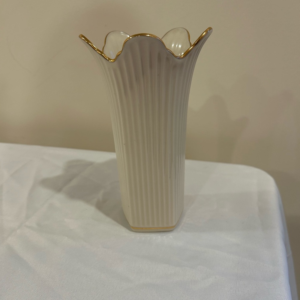 Lenox Cream Vase with Gold Accents